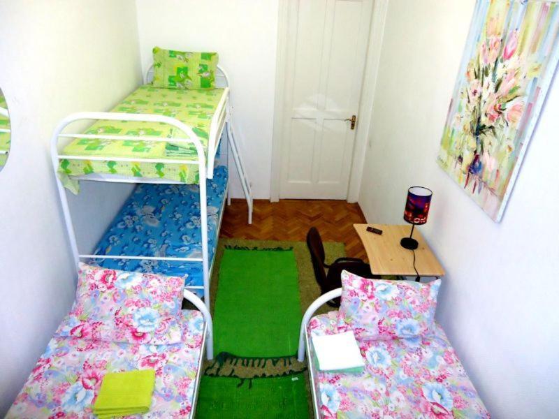 Hostel Kreshatik Kiew Zimmer foto