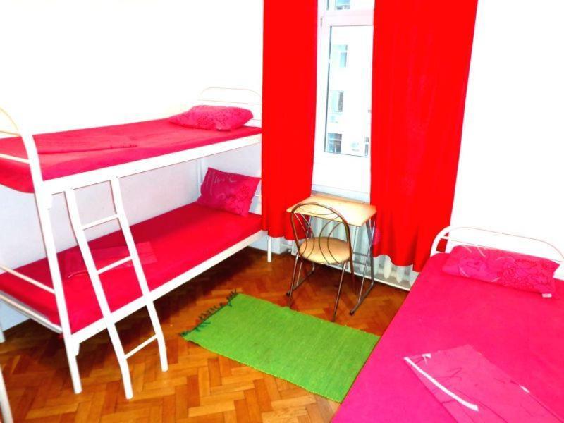 Hostel Kreshatik Kiew Zimmer foto